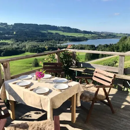 Mit Eigenem Bad, Balkon Und Sauna